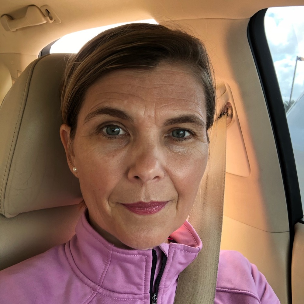 Meet your Posher, Jennifer